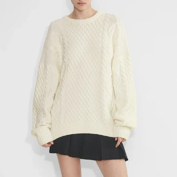 Aritzia Sunday Best Peggy Sweater - Picture 1 of 5